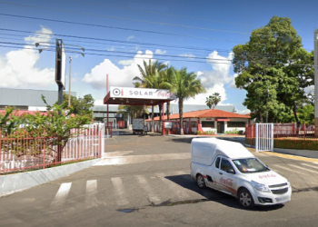 Fábrica da Coca-Cola encerra produção em Teresina e 100 funcionários são demitidos